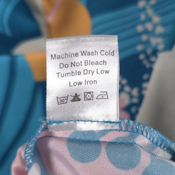 TUCKERNUCK Riviera Floral Willow Blouse Top‎ Collared
3/4 Sleeve Size XS - Picture 12 of 12